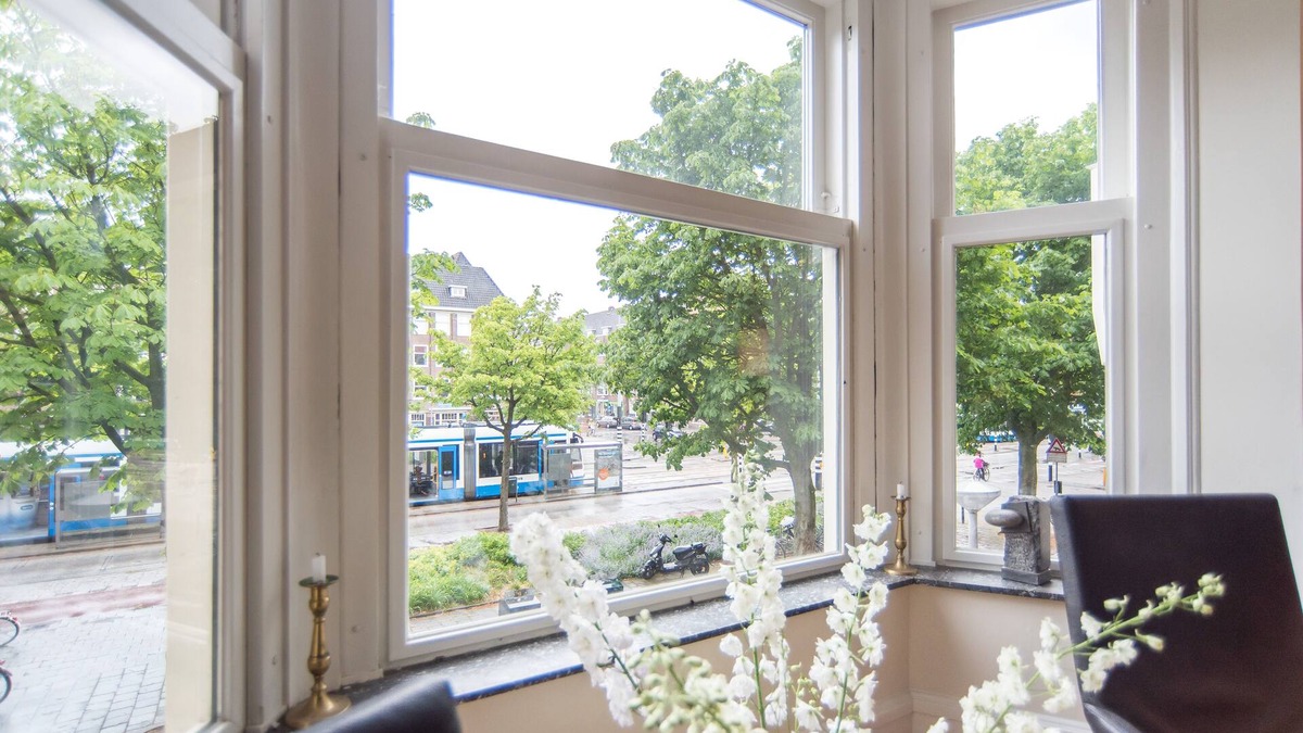 Scheldebuurt Apartment | Near Centre, RAI, ZuidAS, a Family Home Also Suited For Business Travel