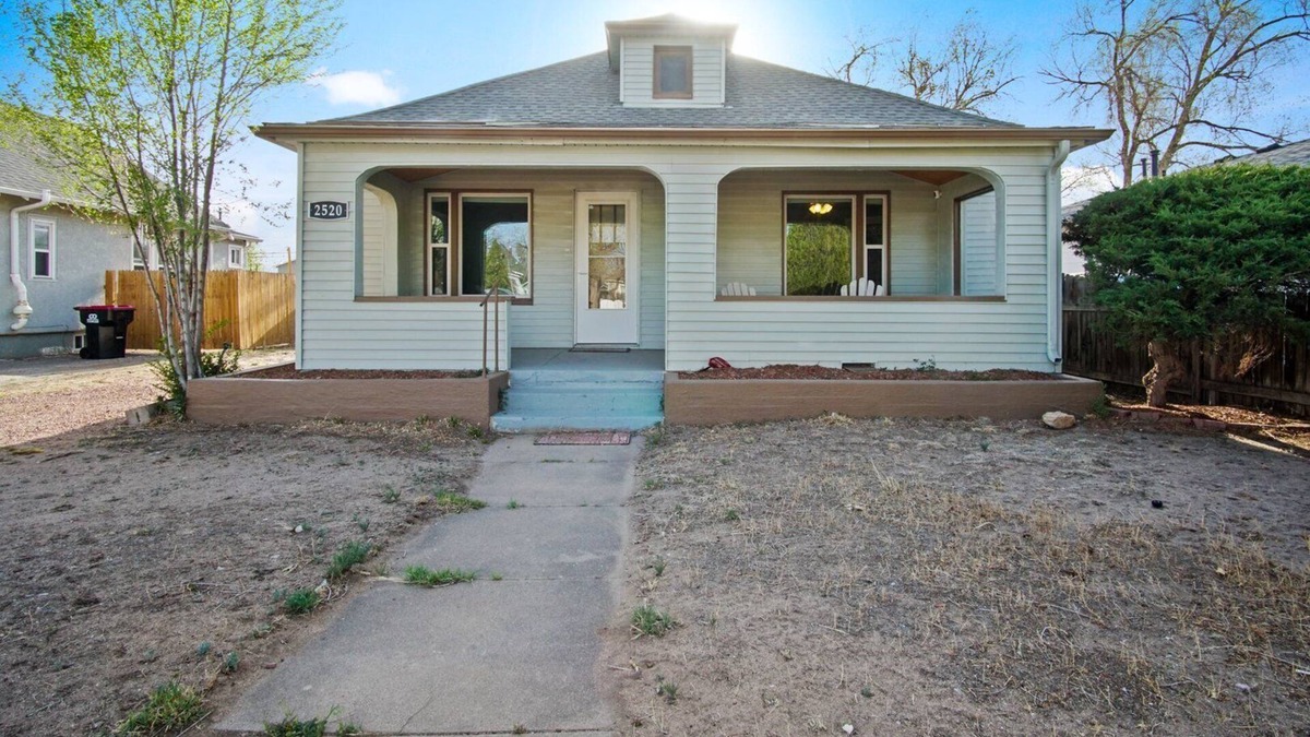 Old North End House | Near Downtown! Family sized 3 Bedroom Desirable Location