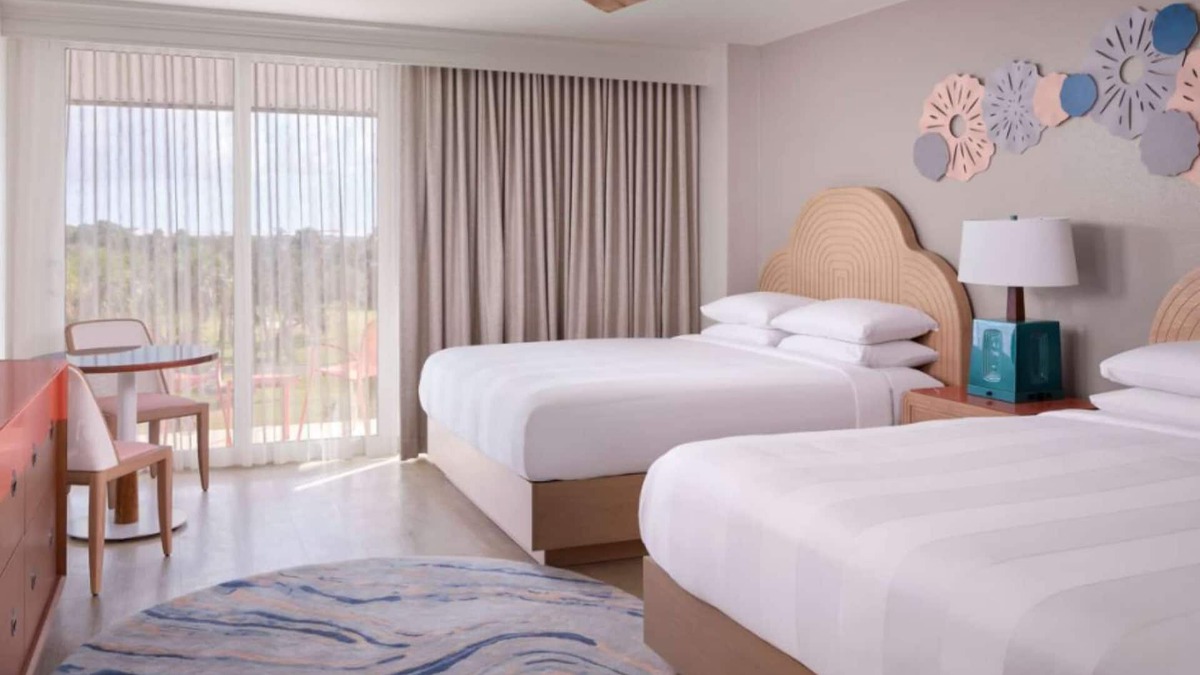 Stuart Hotel | Near Florida Beach | Golf. Outdoor Pool. Gym.