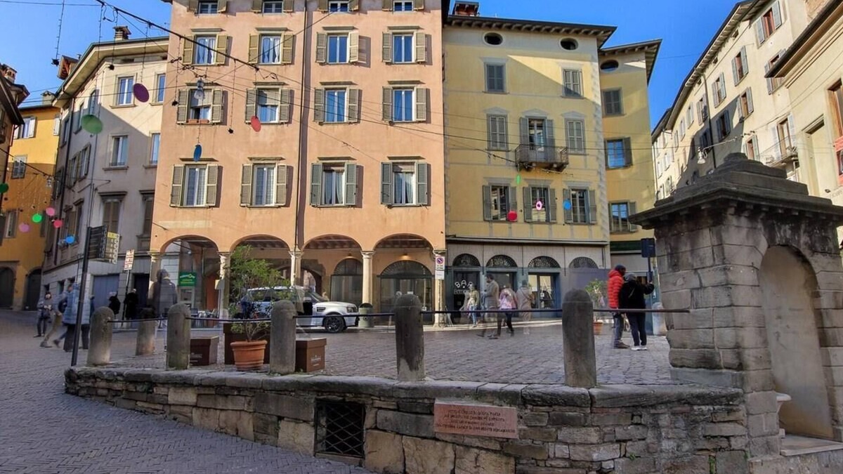Citta Alta Apartment | [near Funicolar] Bergamo Alta Design HOUSE 2