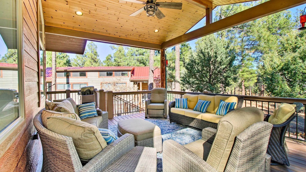 Show Low Cabin | Near Hiking: Cabin w/Deck & Grill in Show Low