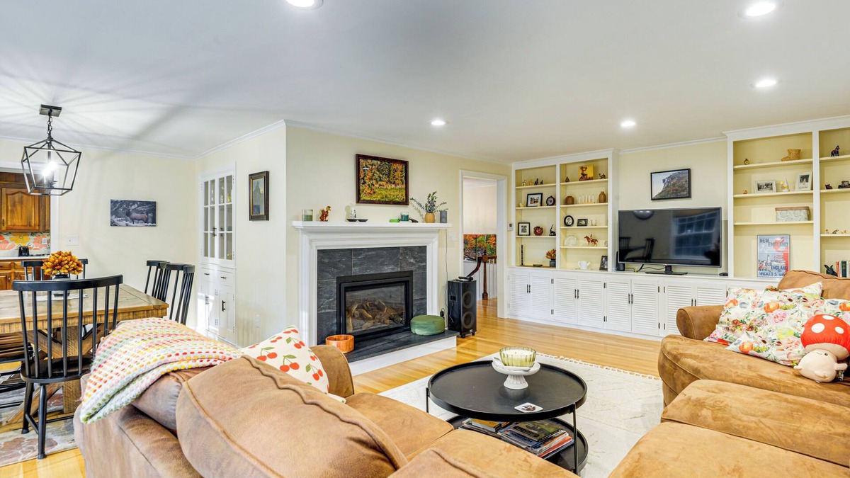 Keene House | Near Main St & Festivals: Peaceful Keene Getaway!