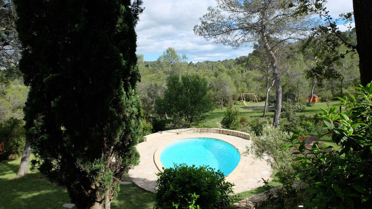 Assas Other | Near Montpellier Mas Heated Pool 2 hectares (reduced group/reduced rate)