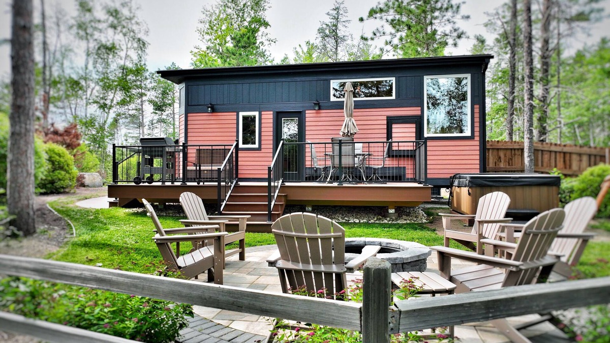 Au Train House | Near Pictured Rocks and trails, access to AuTrain River, has private hot tub