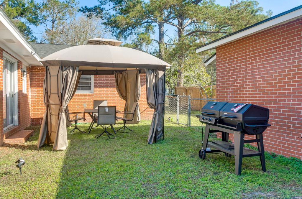 Waycross House | Near Shops and Eats Home with Large Yard in Waycross!