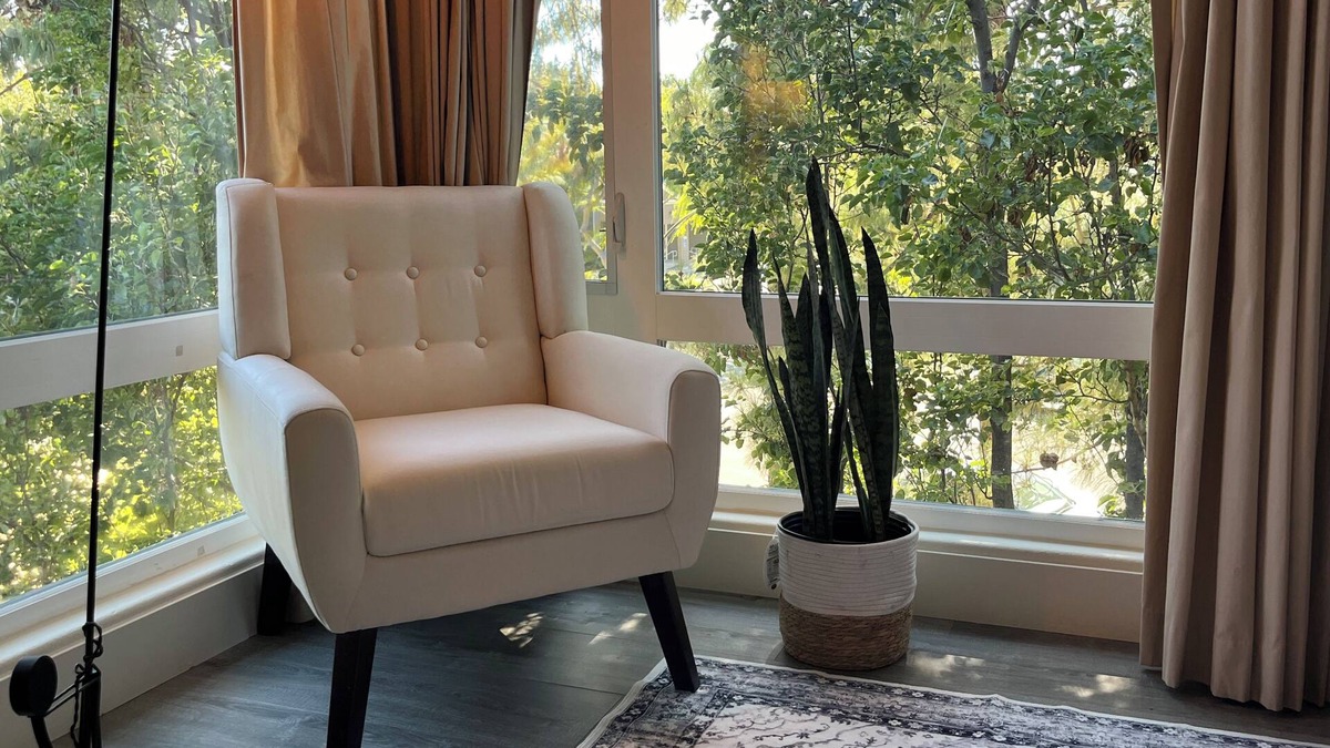 Palo Alto House | Near Stanford Meta Gooogle. 3 BR 3BA. Bigger and Better than Luxury Hotel!