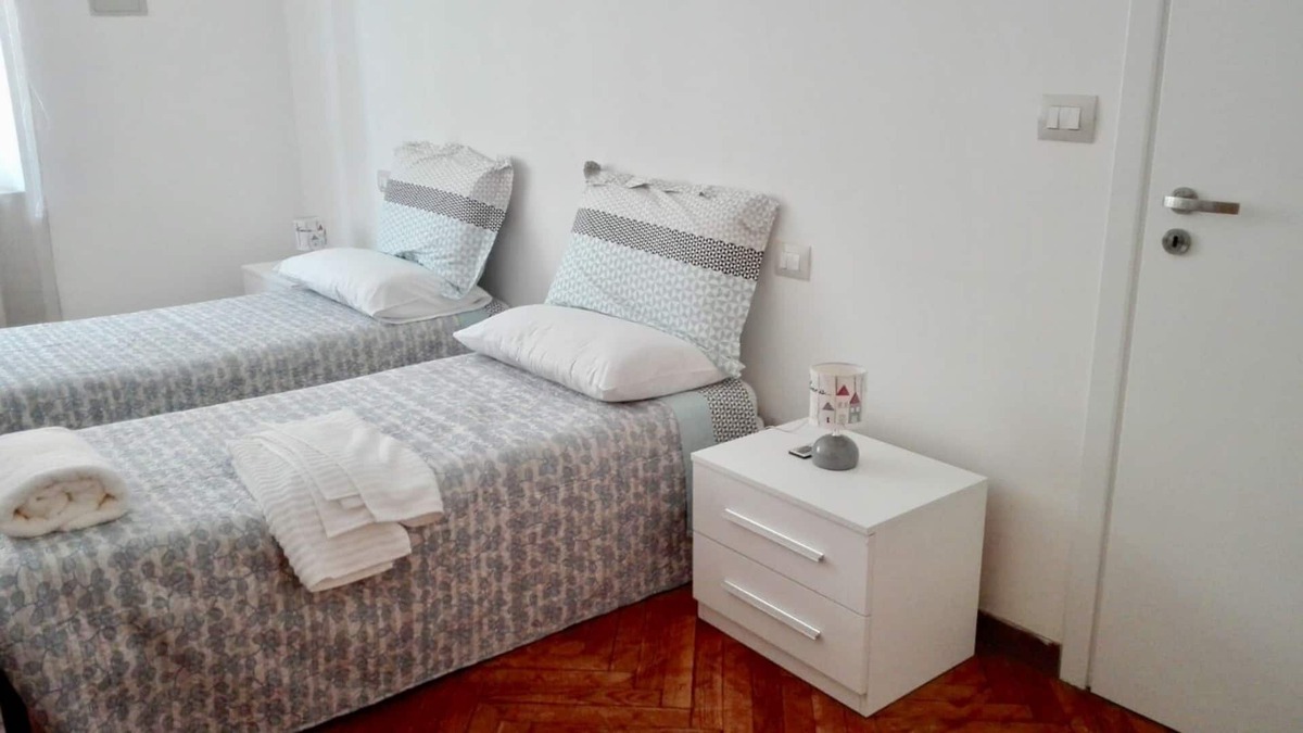 Cit Turin Apartment | Near station Porta Susa Double Room