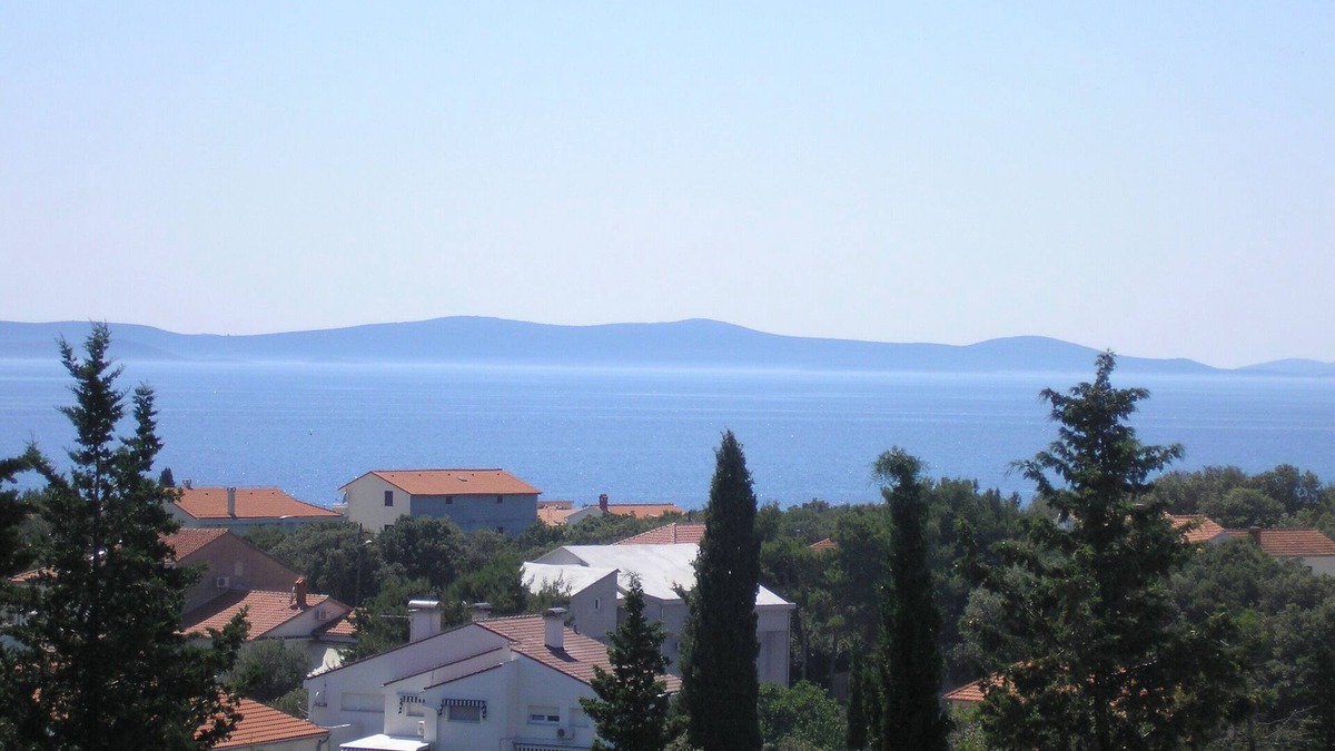 Petrcane Apartment | Near the beaches, sea view with enough comfort