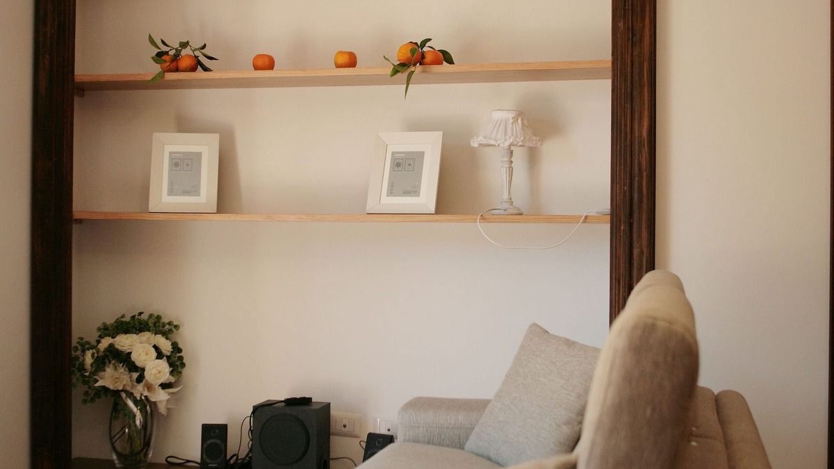 Lake Bracciano Apartment | Near the square on the lake in the Bracciano Martignano Regional Natural Park