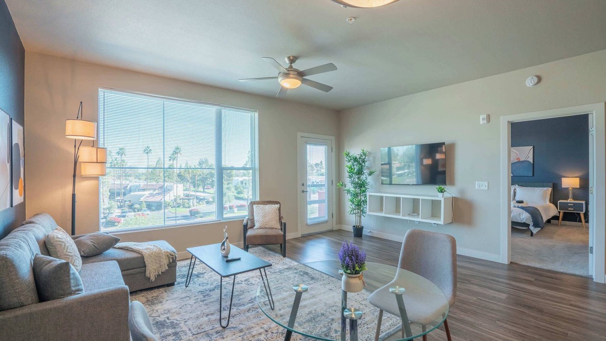Tempe Apartment | Near TPC & DT Tempe | Pool,Gym,Balcony,W/D,Parking