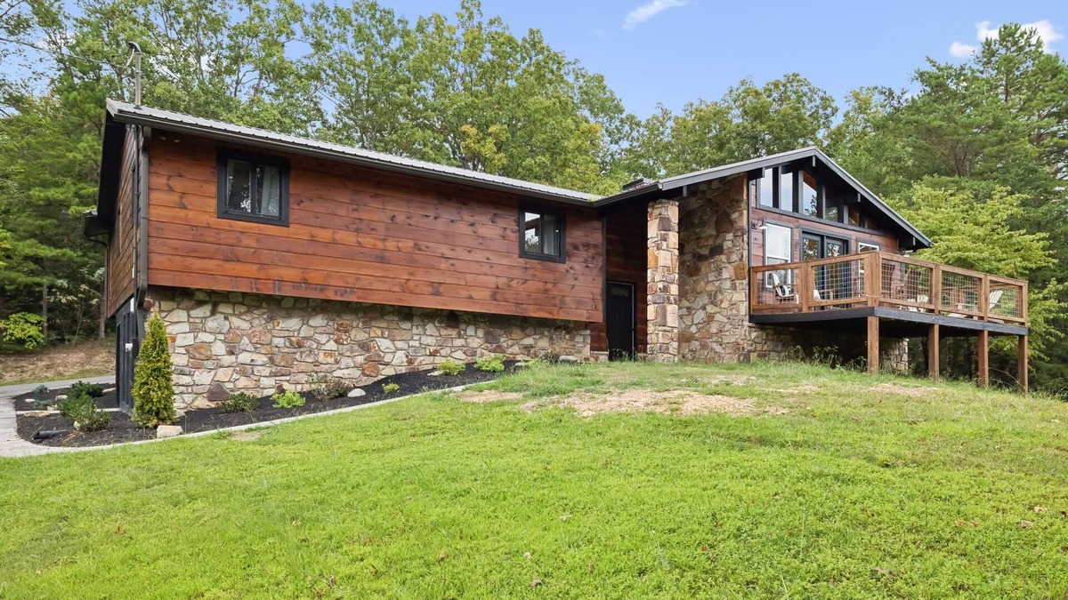 Caton Cabin | NearDollywood/PoolTable/Private