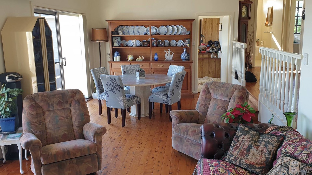 Kiama Downs House | Neat family home with lots to do at your door step with great view and air con