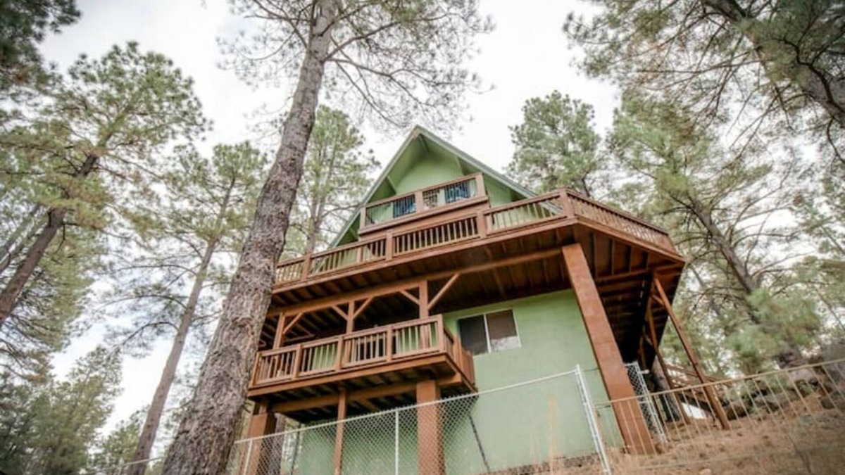 Kachina Village Cabin | "Neck of the Woods!" Canyon Views! Breathtaking!