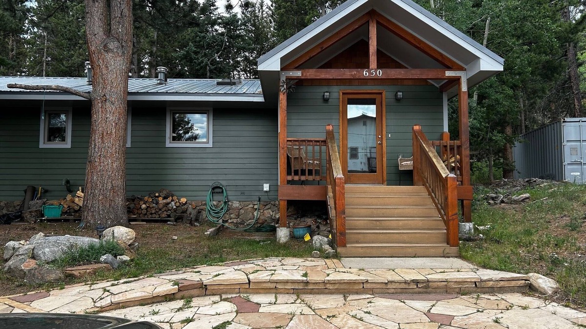 Nederland House | NedSpread. Walking distance to town, bike trails, and bus to Eldora