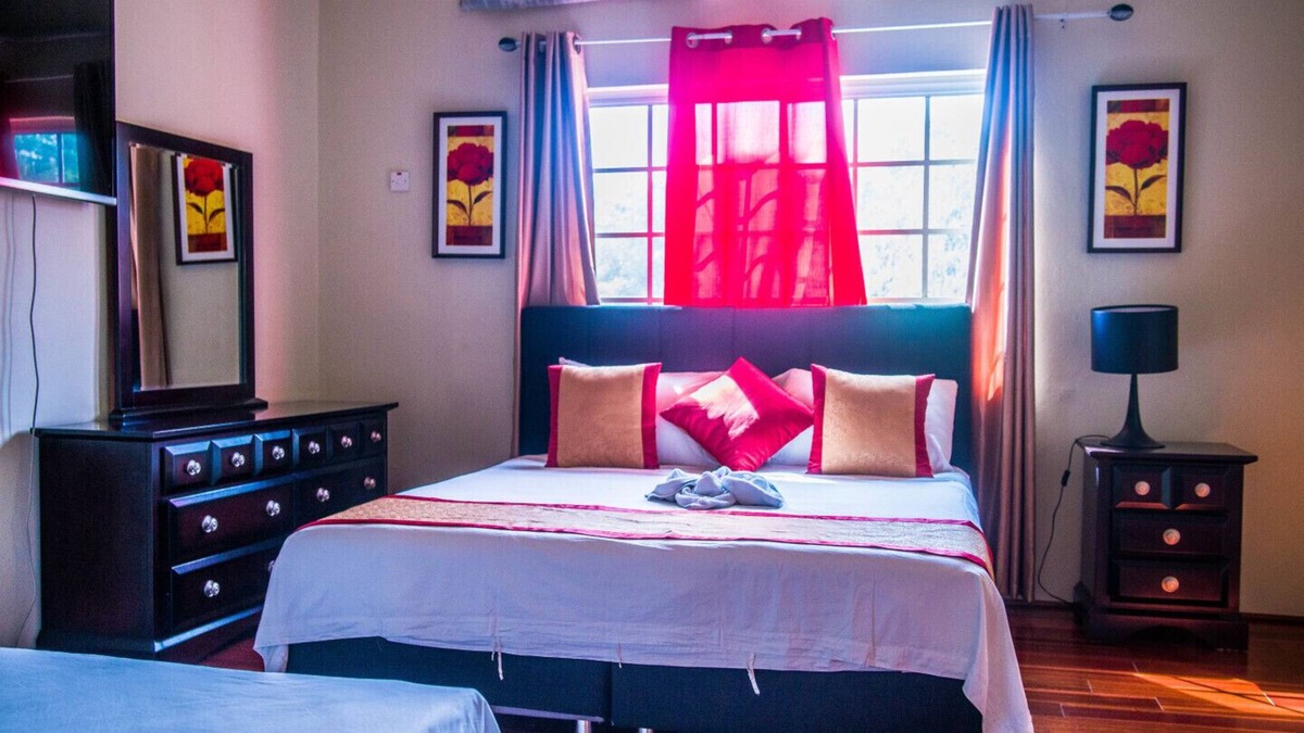 Negril Resort | NEGRIL JAMAICA. HOME OF THE 7 MILE BEACH - Room 10