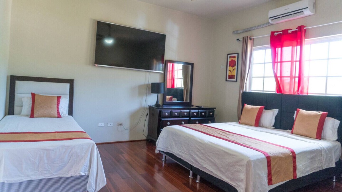 Negril Resort | NEGRIL JAMAICA. HOME OF THE 7 MILE BEACH - Room 8