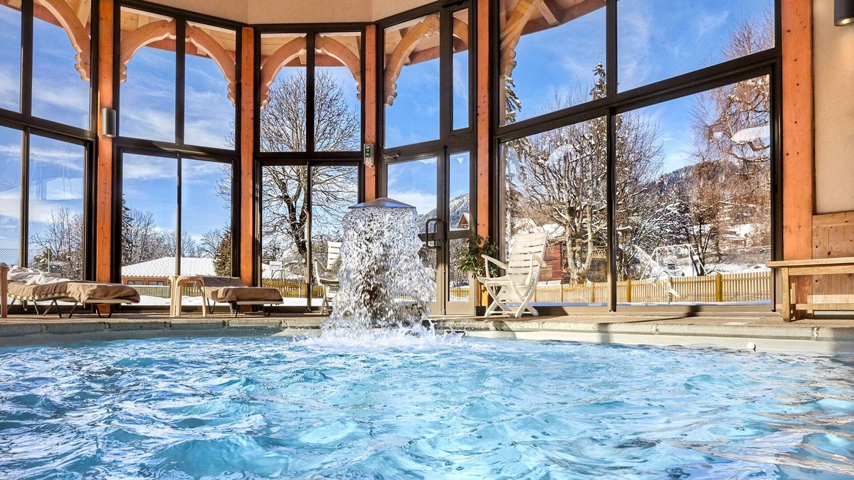 Samoens Hotel | Neige et Roc, The Originals Relais