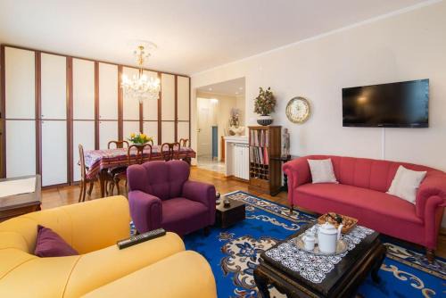 Citta Nuova-Barriera Nuova-San Vito-Citta Vecchia Apartment | Nel salotto di Trieste