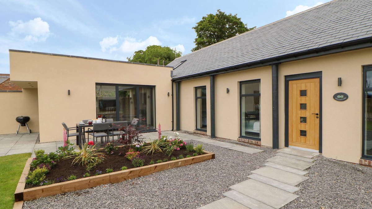 Witton Gilbert Other | NES COTTAGE, pet friendly, with hot tub in Witton Gilbert