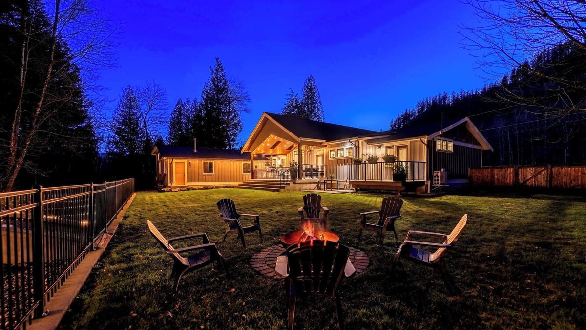 Kent Cottage | nEscape to The Antler House, a spacious rural retreat!