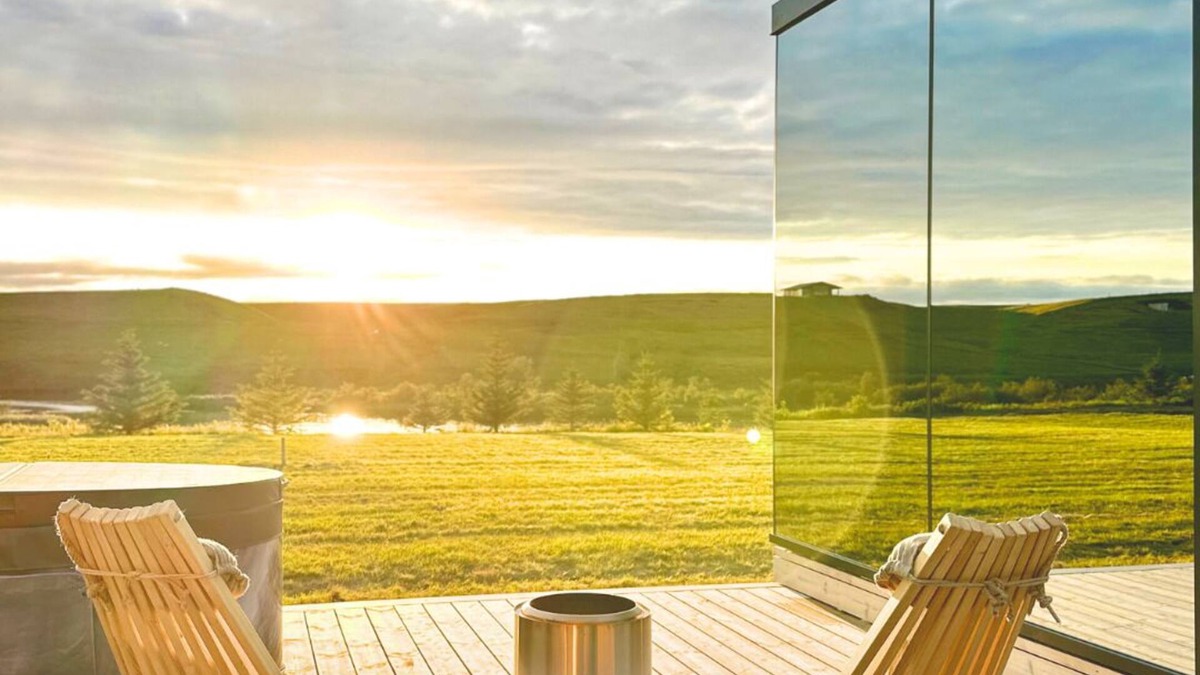 Hella House | Nest Retreat Iceland - Glacier