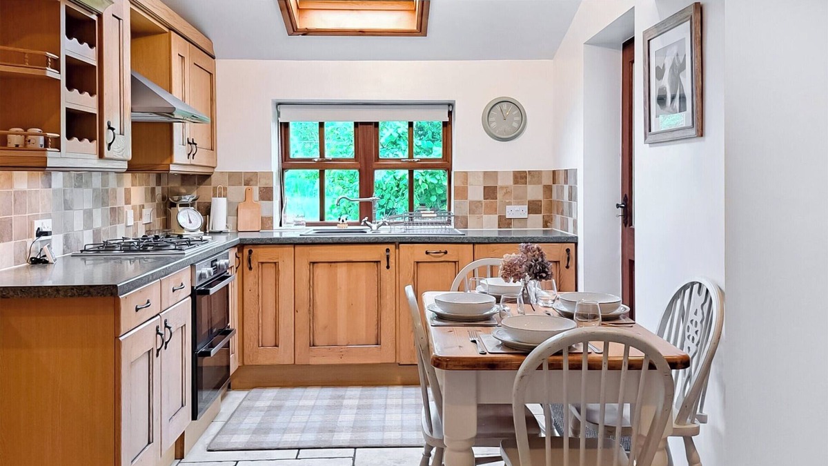 Dolphinholme Cottage | Nestled in the historic village of Dolphinholme on the cusp of the enchanting Forest of Bowland.