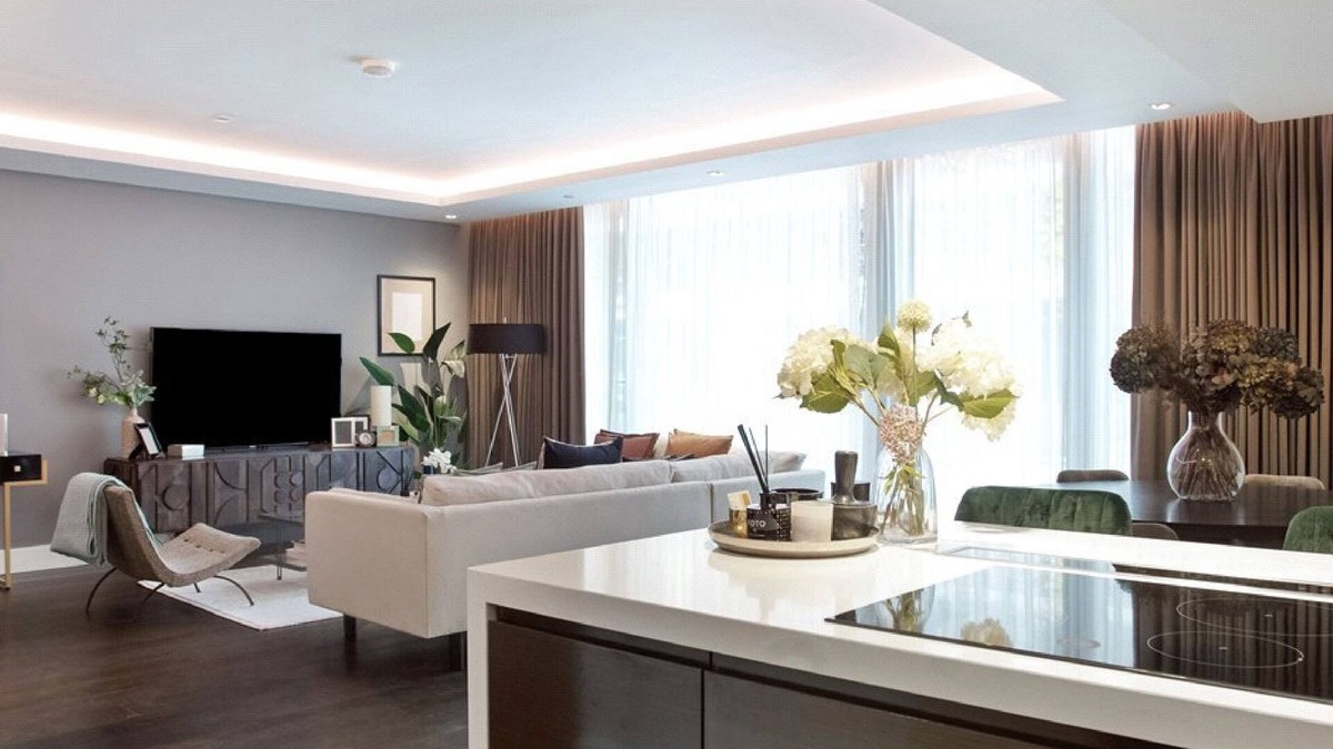 West Kensington Apartment | Nestled within an exclusive development