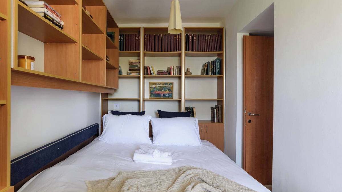 Tel Aviv Apartment | Neta's Urban Sanctuary 3-bedroom in Tel Aviv