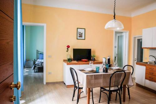 Urbino Apartment | Netflix - Centro Storico Urbino