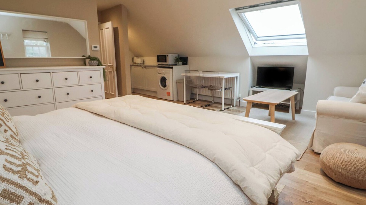Cheshire West and Chester Cottage | Nettleford Exhale