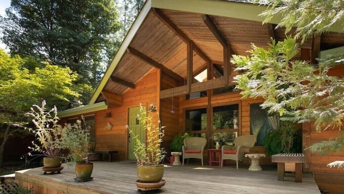 Nevada City Ski Chalet | Nevada City Luxury Retreat. Gorgeous Relaxing Chalet