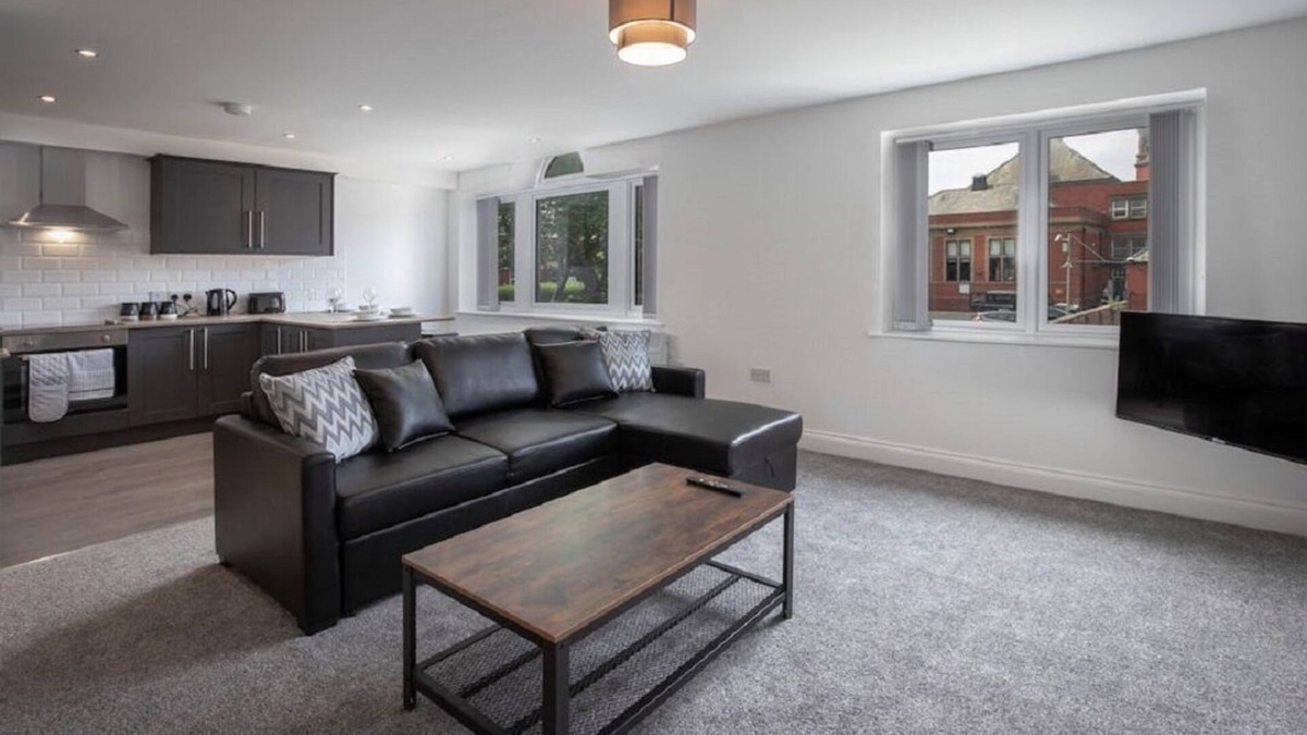 Blackpool Town Center Apartment | New 2 Bedroom Apt, close to Winter Gardens. Apt 3