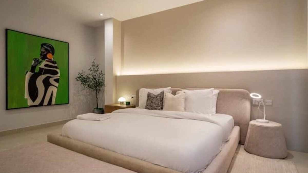 Lekki Phase 1 Apartment | *New* 2 comfortable bedrooms with King Size beds, 24/7 power supply