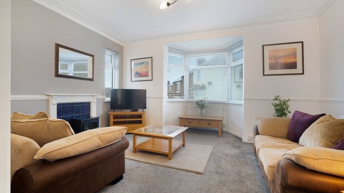 Darlington House | New! 3BR in Haughton Road