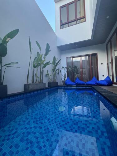 Taman Griya House | New 3BR Villa with Private Pool & Rooftop in Nusa Dua