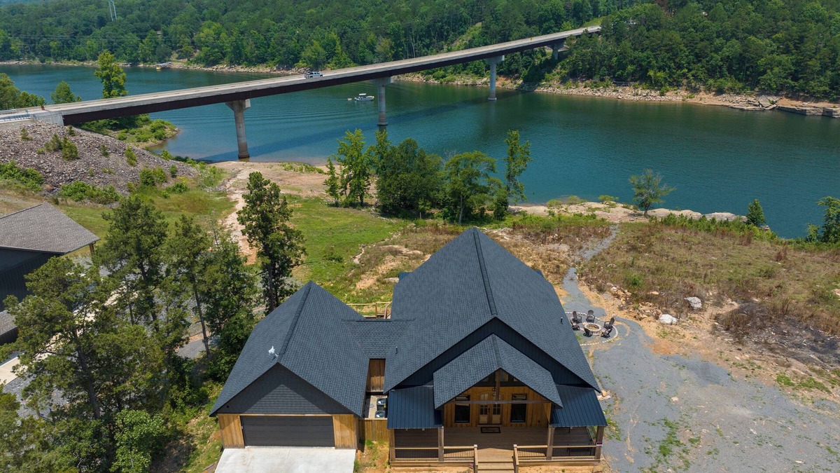 Edgemont House | New! 4 Bed 3 Bath Greers Ferry Lakefront Home with Private Playground!