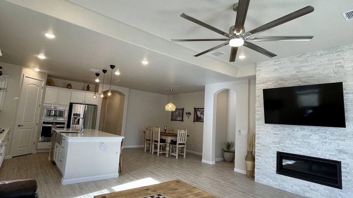Las Cruces House | NEW! 4 Bedroom Upgraded Home w/Open Concept and Lots of Amenities!