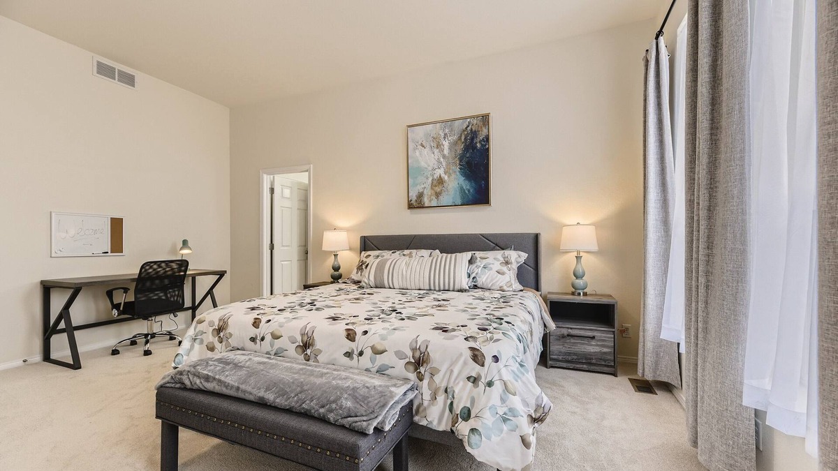 Parker House | New 4BR/3BA House in Parker