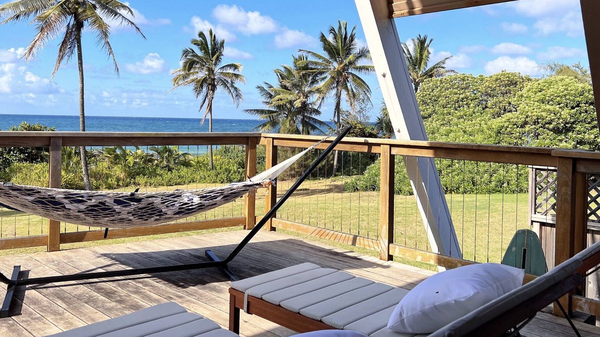 Anahola House | NEW 4BR Oceanfront Home with Hot Tub & Theatre