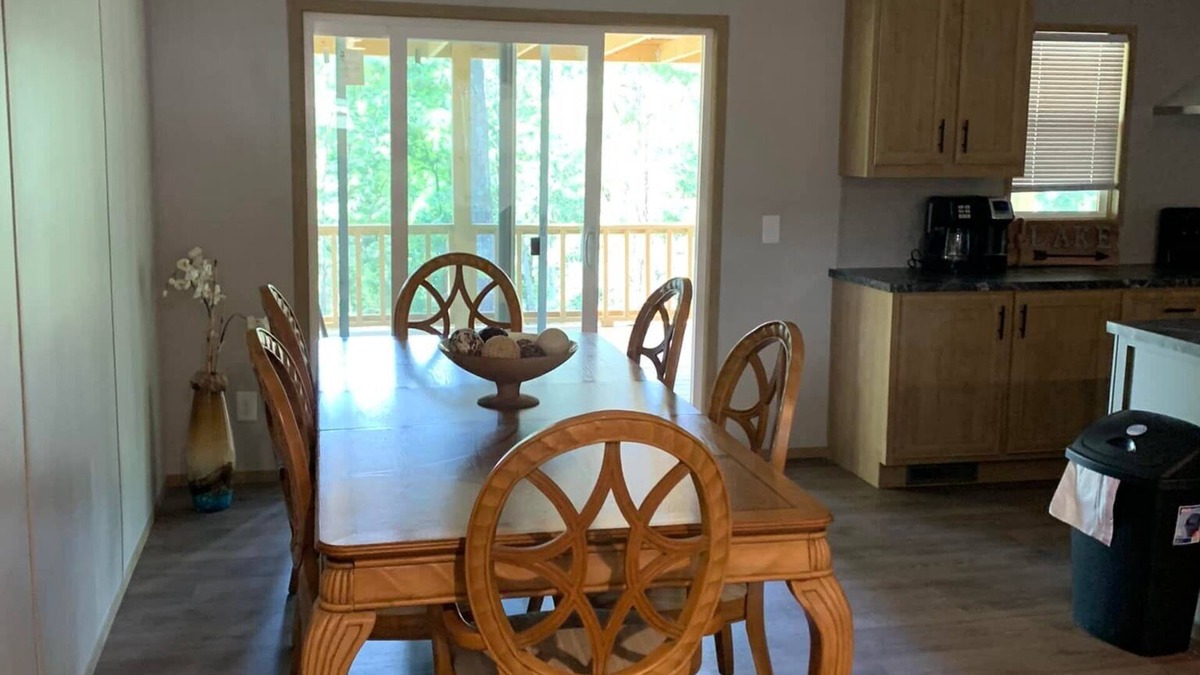 Daisy House | New 5 BR vacation house at beautiful Lake Greeson! Great for large gatherings!