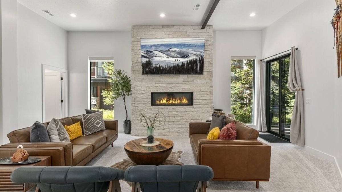 Salt Lake Mountain Resorts House | NEW! 9005B - Luxury Two Bedroom + Den