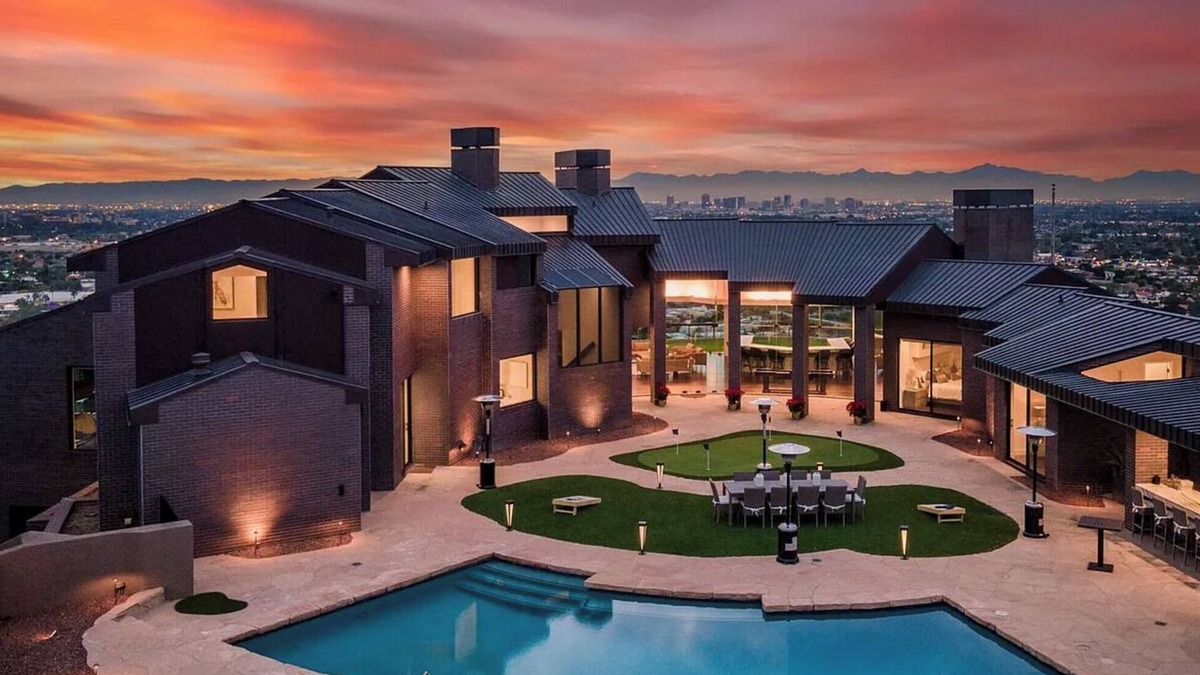 Biltmore Highlands House | NEW | Above Phoenix Vista Del Sol | Pool/Spa | Putting Green | 360 Views