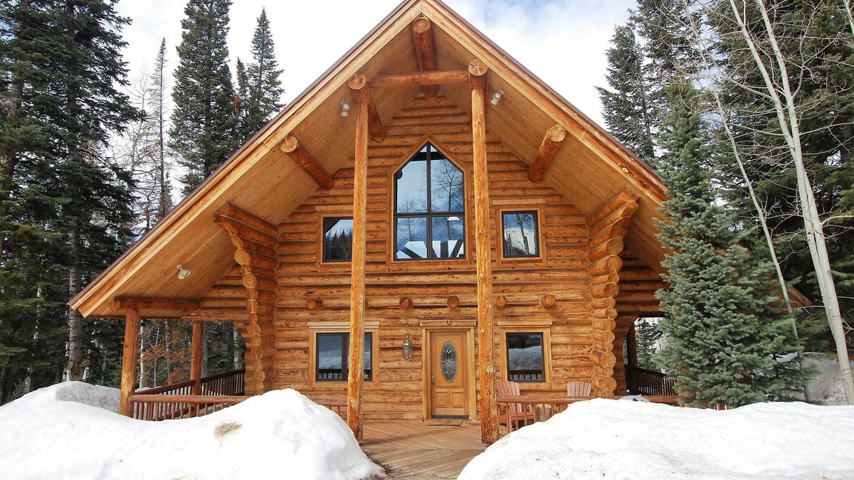 Steamboat Springs Cabin | NEW ABSOLUTE TRANQUILITY! Log cabin, professionally decorated, stunning view