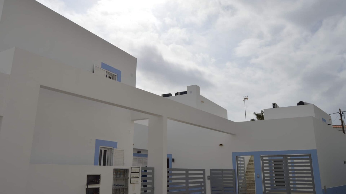 Manta Rota Villa | New and complete house, 300 mtrs from Manta Rota beach
