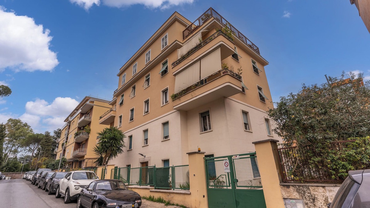 Aurelio Apartment | New and cozy apartment just minutes from Vatican City