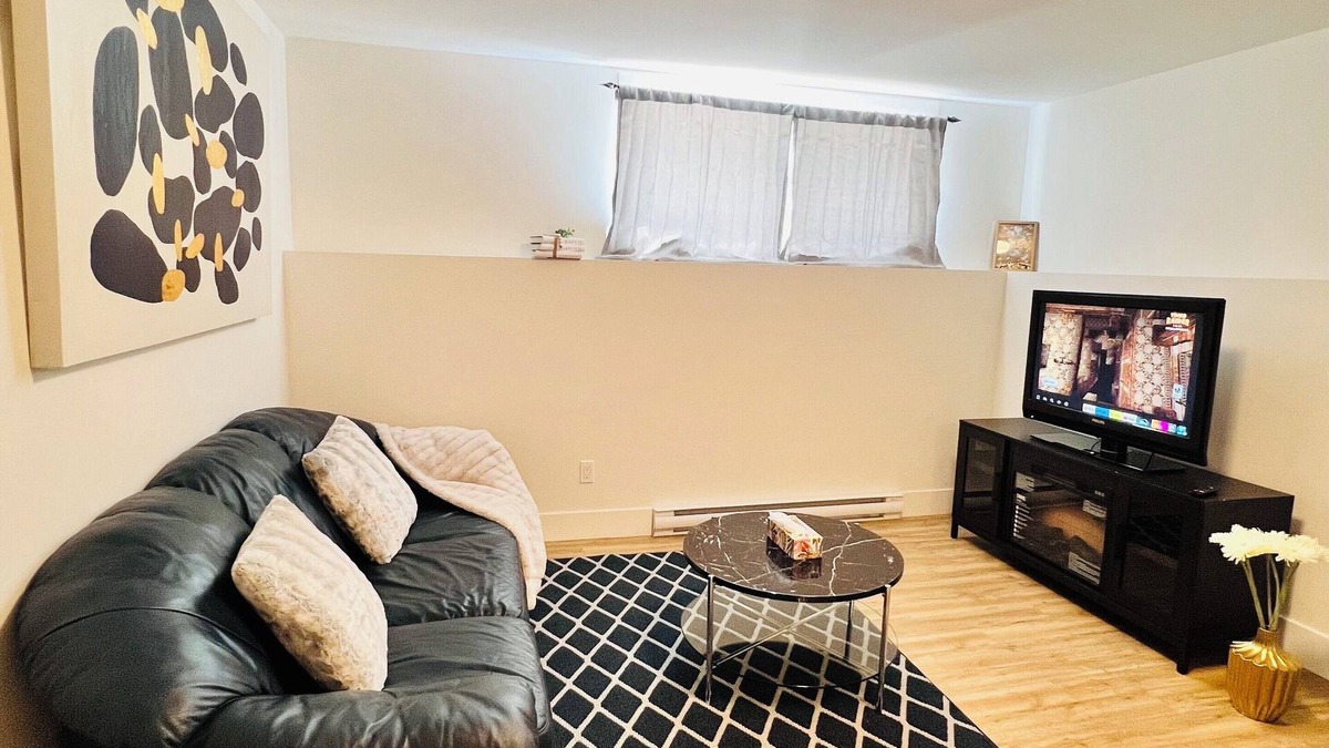 Riverview House | New and Modern Suite in Bristol Riverview