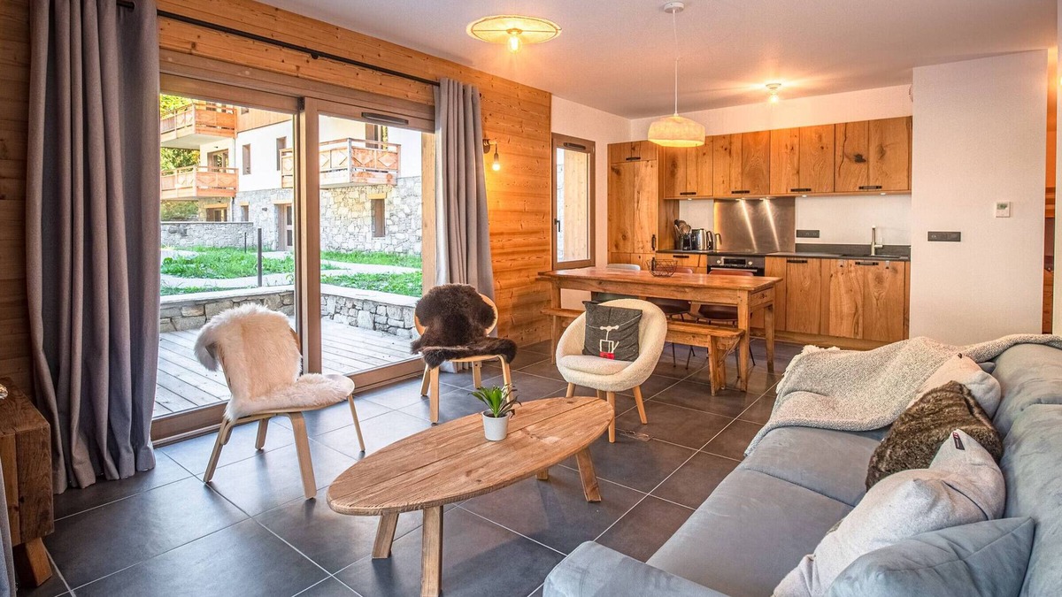 Champagny-en-Vanoise Apartment | New apartment with terrace and parking in Champagny-en-Vanoise