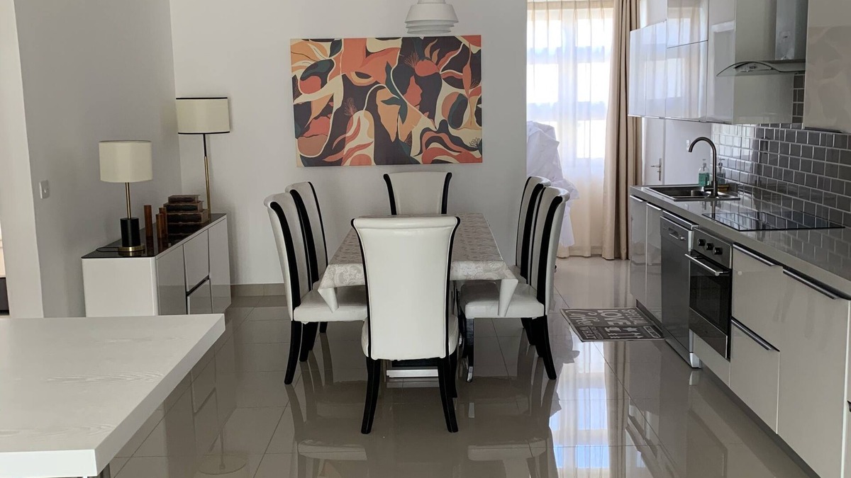 Pereybere Apartment | New apartment, 100 m from the beach