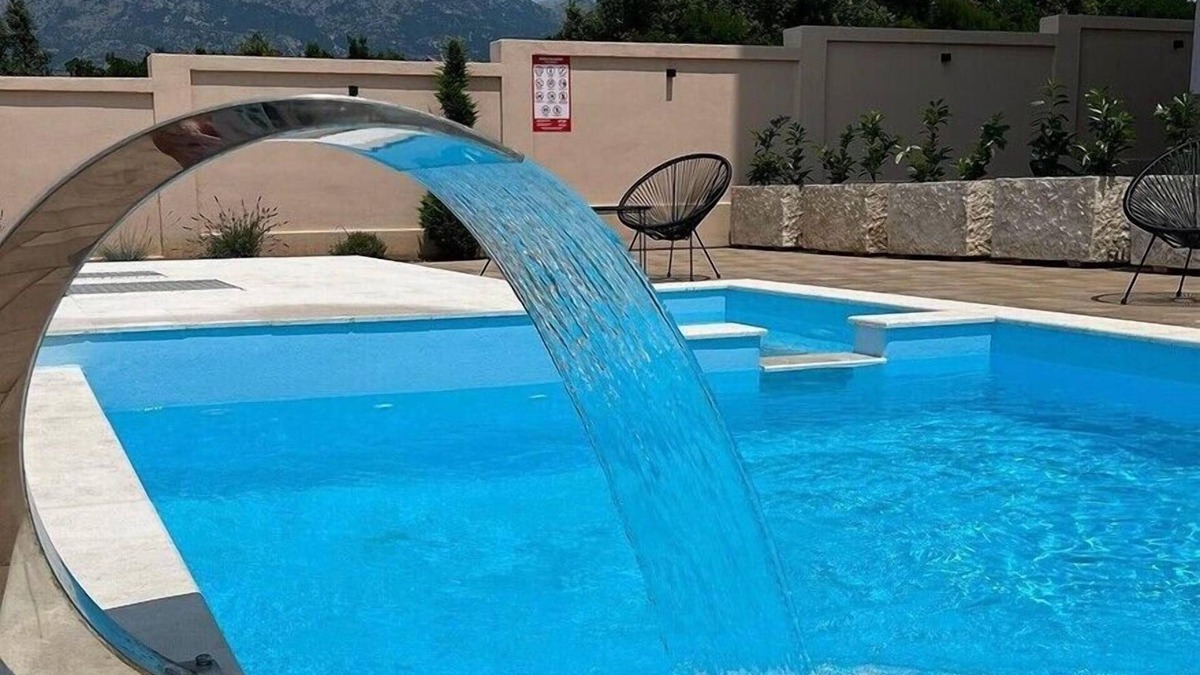 Utjeha Hladna Uvala Apartment | NEW! Apartment 2 with Pool in Bar, Montenegro