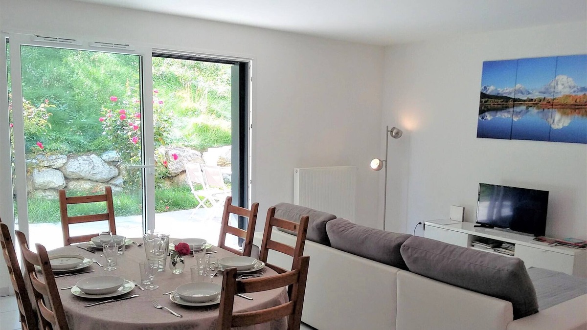Evian-les-Bains Apartment | New apartment 75m² 6 people in Evian